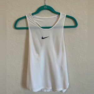 White Nike Court Dri fit tank top women’s size XS